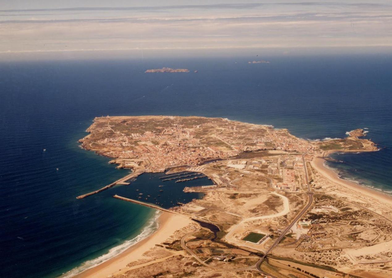 Privatunterkunft Lila's House Peniche